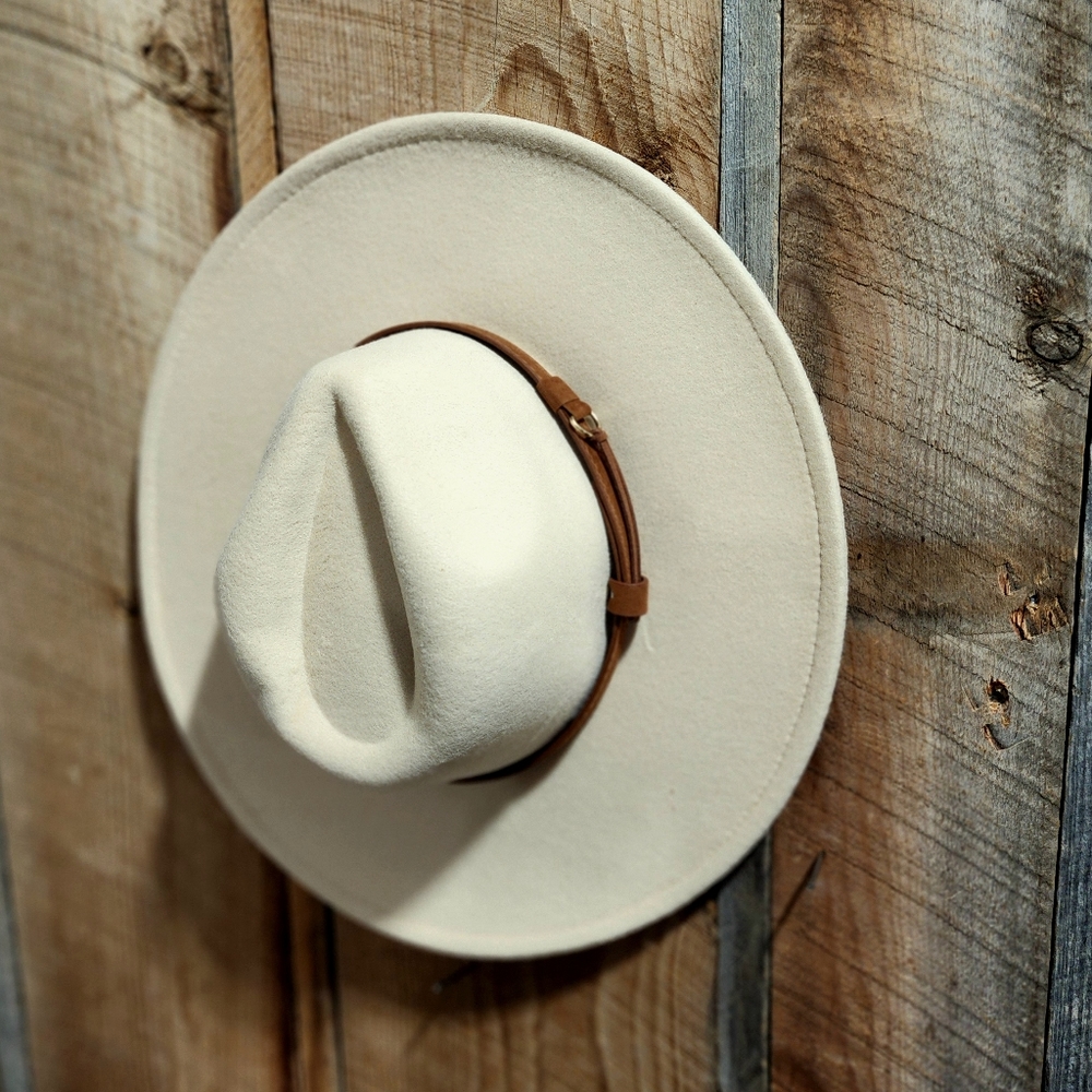 Wide Brim Panama Hat, New, Beige